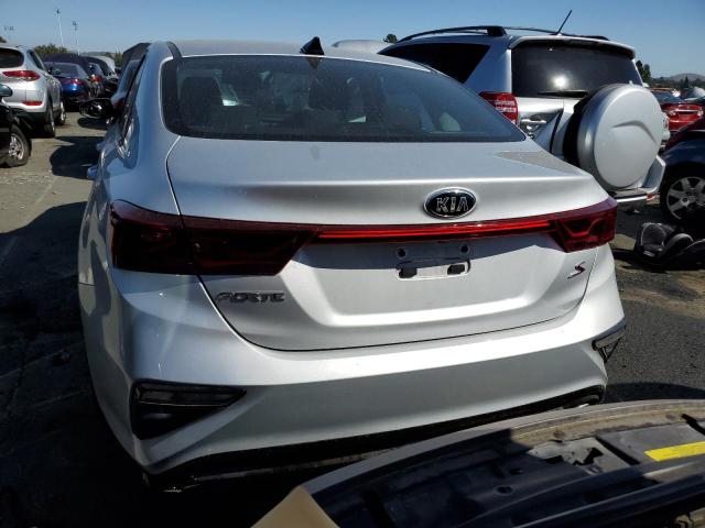 3KPF34AD7KE015759 KIA Forte Gt Line