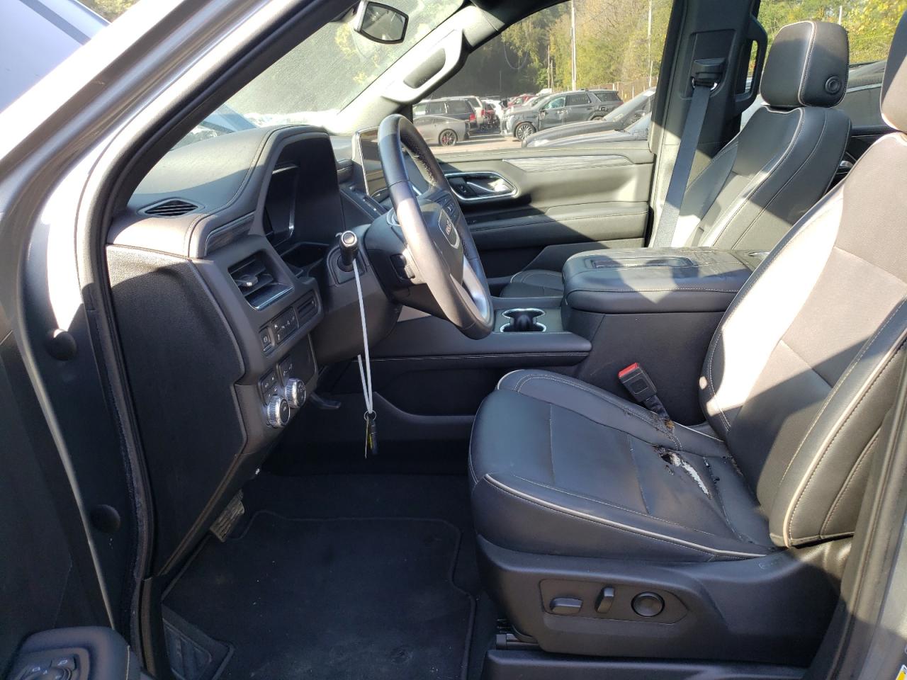 1GKS2GKD1NR245098 2022 GMC Yukon Xl K1500 Slt