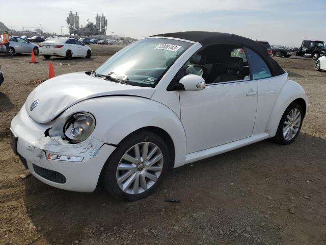 2010 Volkswagen New Beetle 