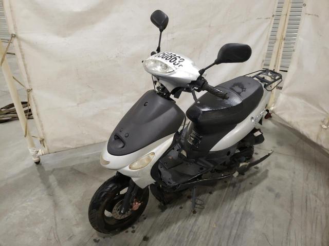 TAOT SCOOTER 2017 silver   L9NTEACBXH1008227 photo #3