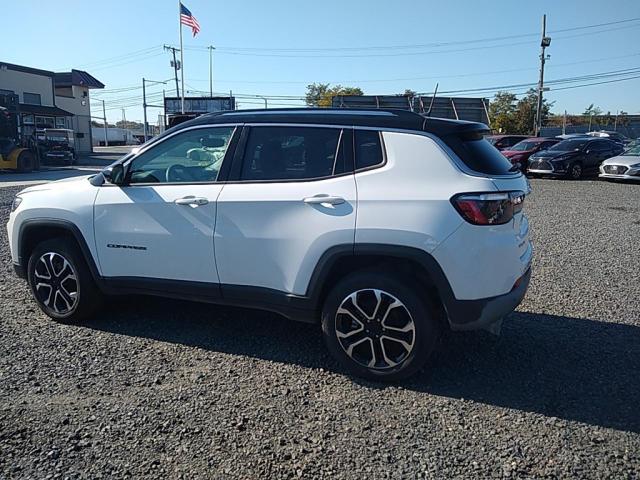 3C4NJDCB8NT134854 Jeep Compass Limited