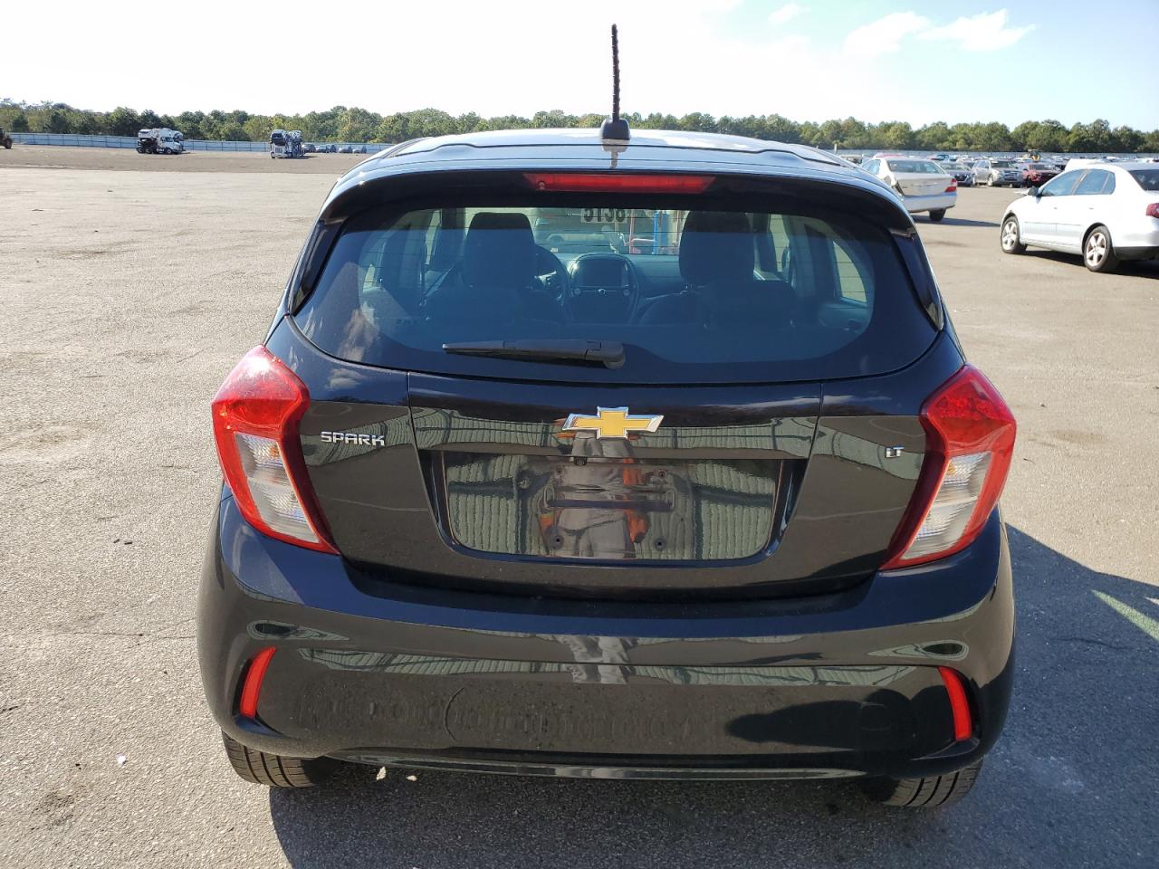VIN: KL8CD6SA1LC444588 2020 CHEVROLET SPARK