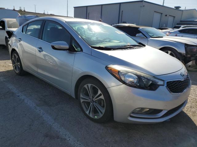 KNAFZ4A85G5550400 KIA FORTE EX