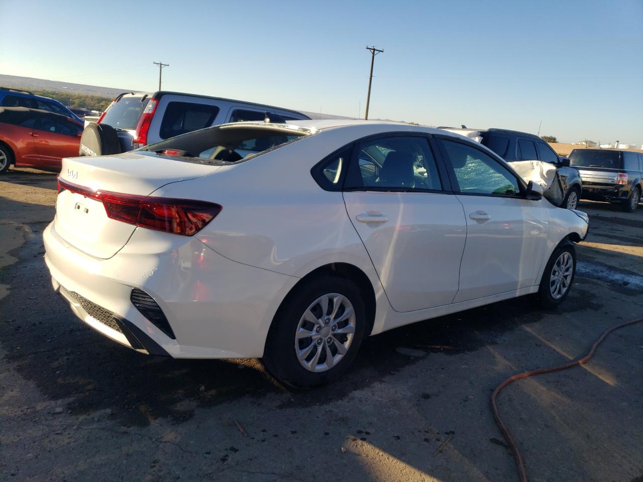 2023 Kia Forte Lx vin: 3KPF24AD3PE643361