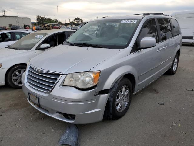 2010 Chrysler Town & Country Touring