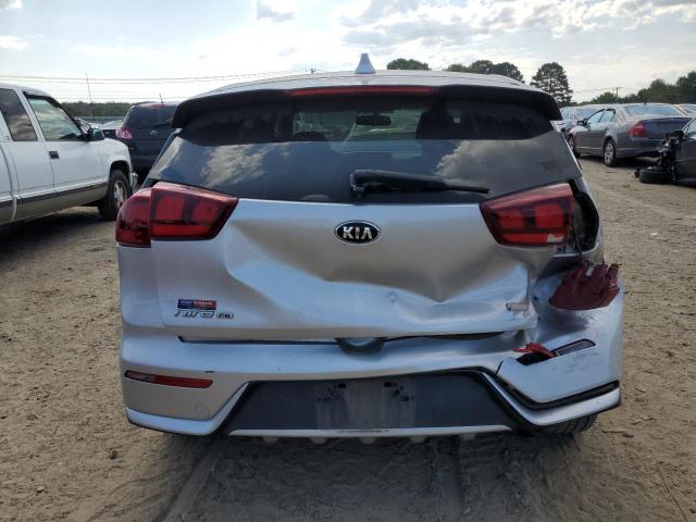 KNDCB3LC5J5124686 KIA NIRO FE