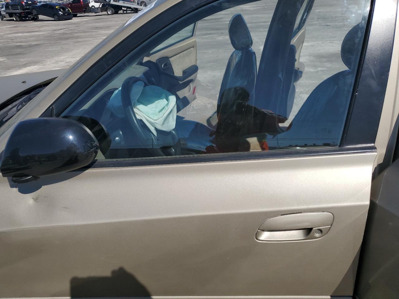 KMHDN45D61U192925 2001 Hyundai Elantra Gls