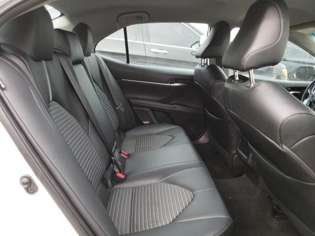  TOYOTA CAMRY 2021 Білий