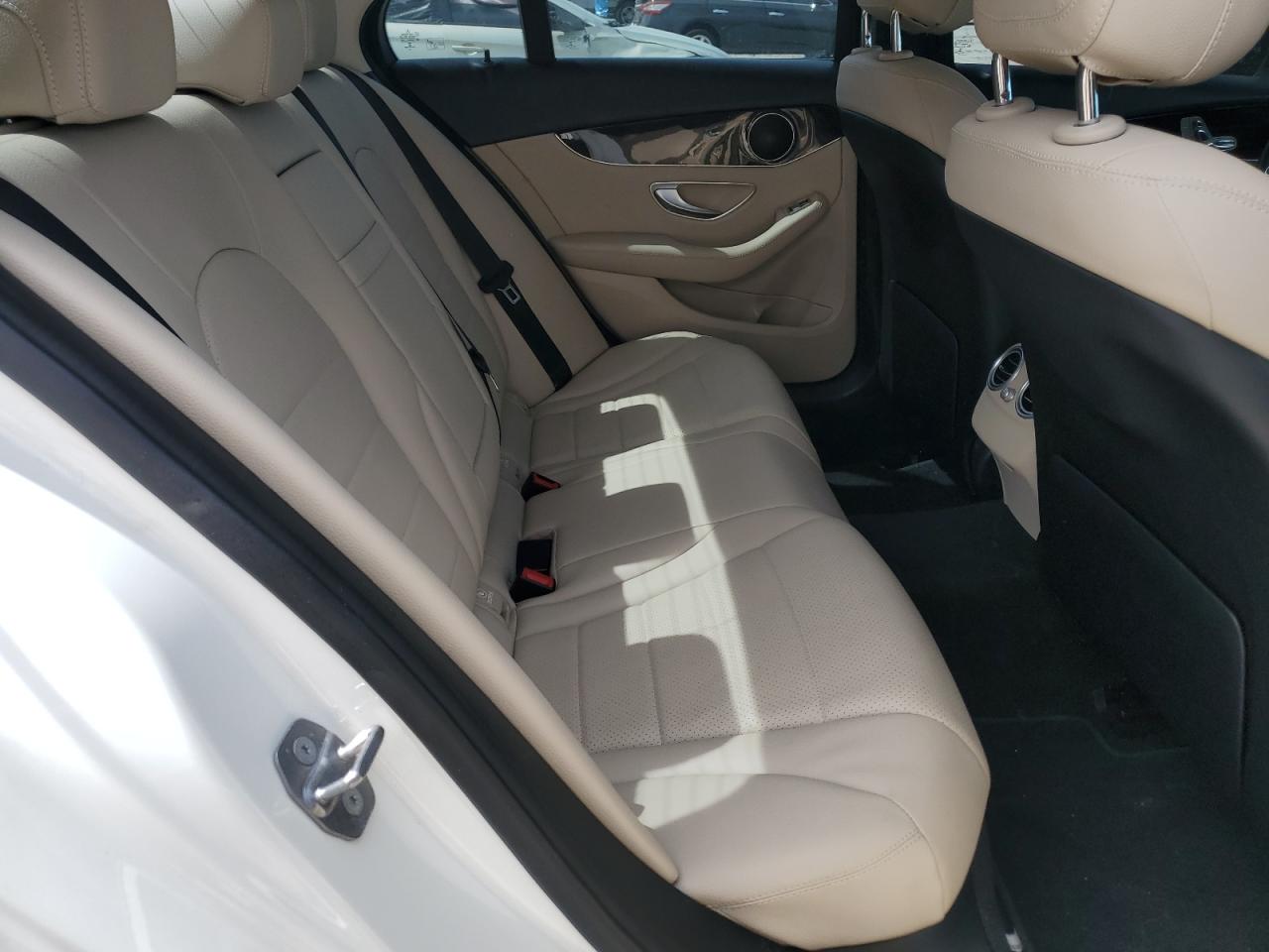 55SWF8DB8KU309611 2019 Mercedes-Benz C 300