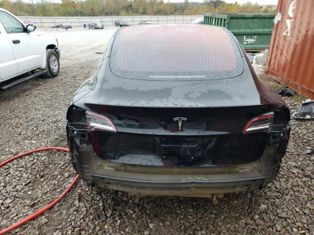 5YJ3E1EA3JF123400 2018 TESLA MODEL 3-5