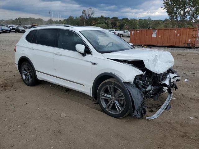 3VV2B7AX6JM163548 | 2018 Volkswagen tiguan se