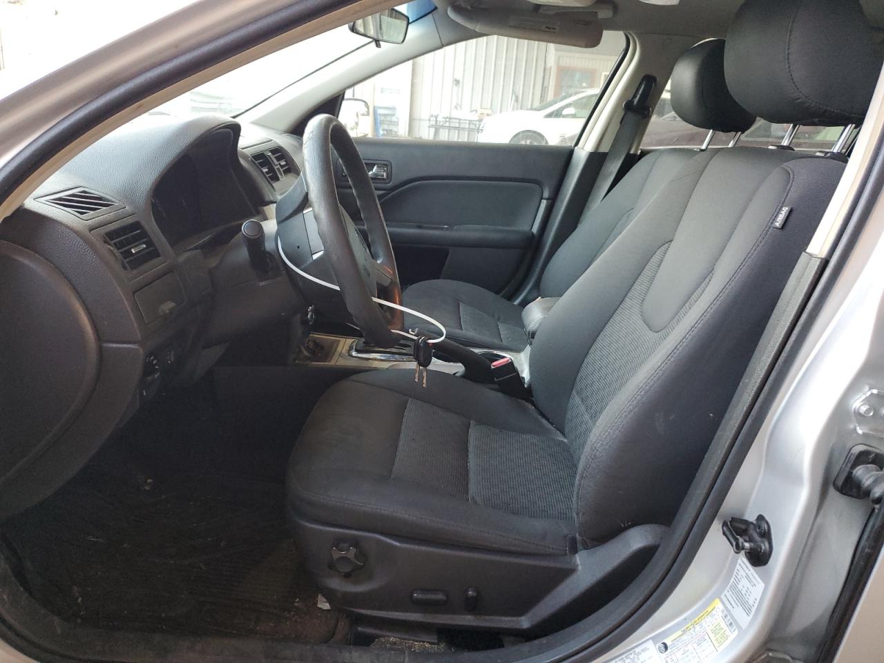 3FAHP0HA0BR282676 2011 Ford Fusion Se