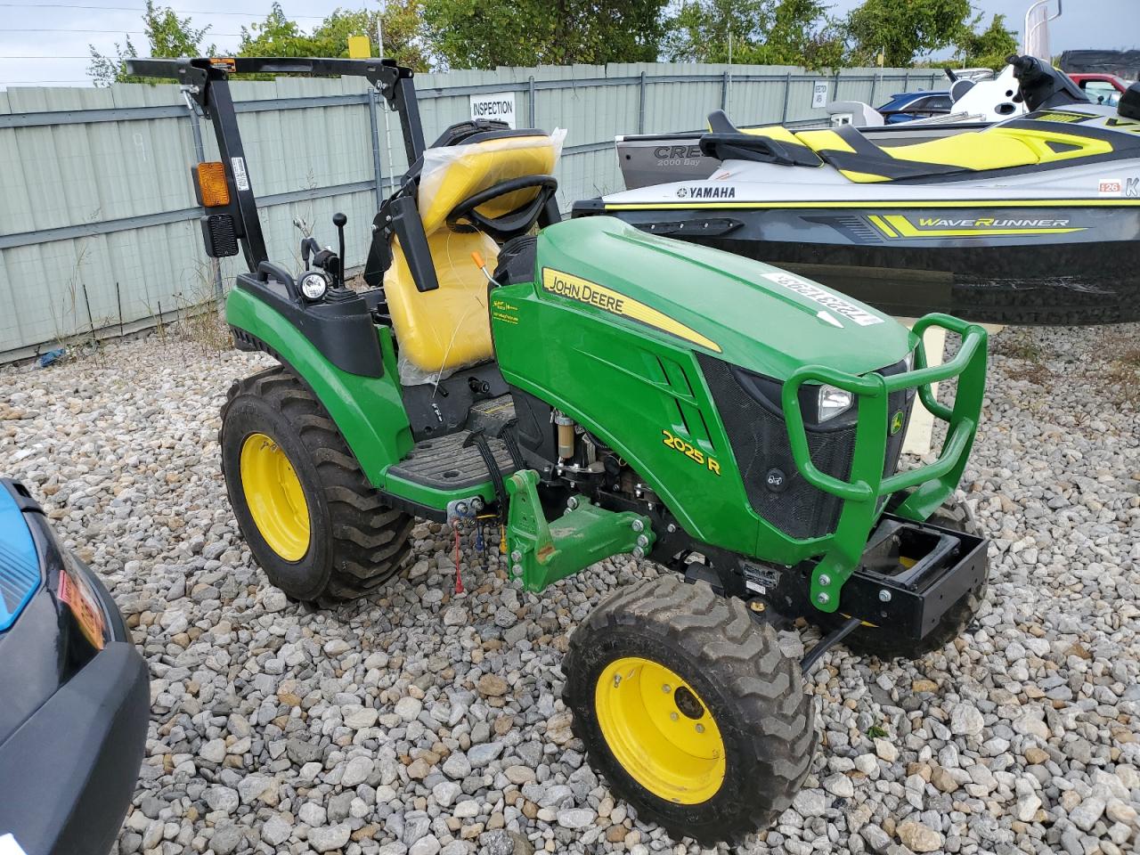 1LV2025RCMN136774 2022 John Deere 2025r at KS Kansas City, Copart lot