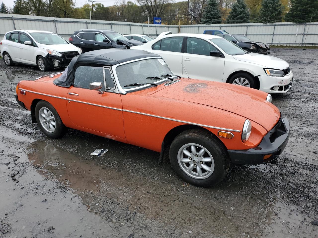 GHN5UH427229G 1977 Mg Convertibl