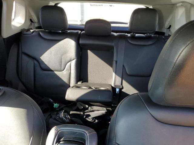 3C4NJDCB8JT354666 Jeep Compass Limited