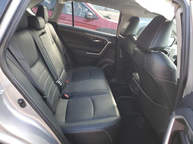 2T3C1RFV1MC142717 Toyota Rav4 Xle Premium