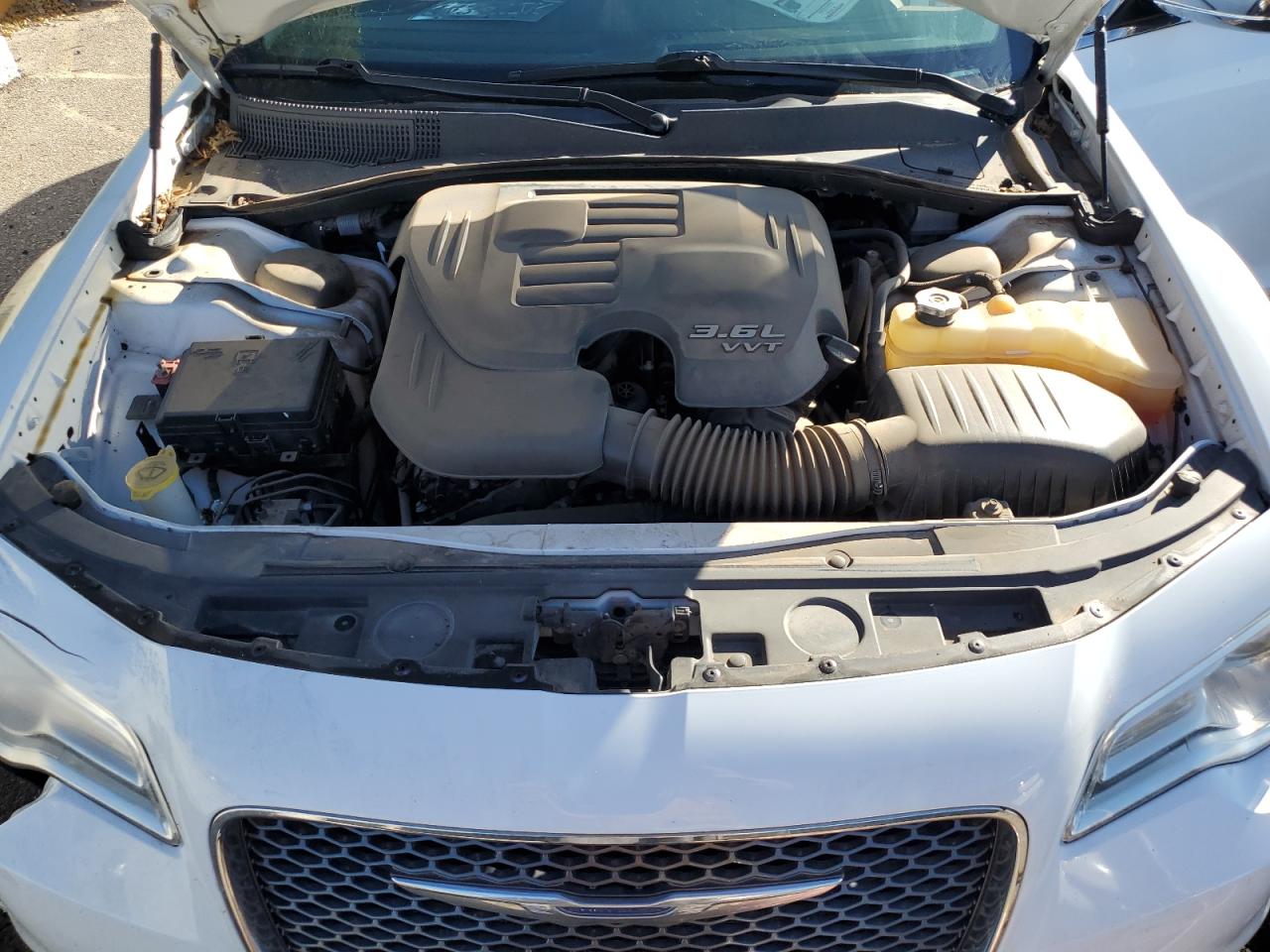 2C3CCAEG3GH161324 2016 Chrysler 300C