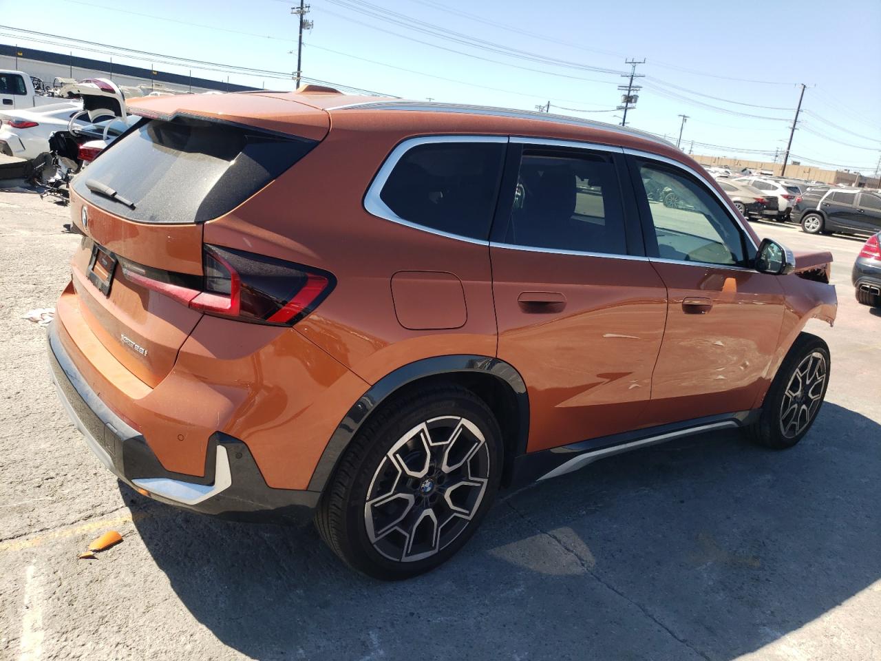 WBX73EF02P5V94665 BMW X1 XDRIVE2 3