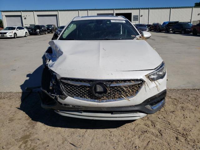 2018 Buick Regal Tourx Essence VIN: W04GV8SX4J1118566 Lot: 71043693