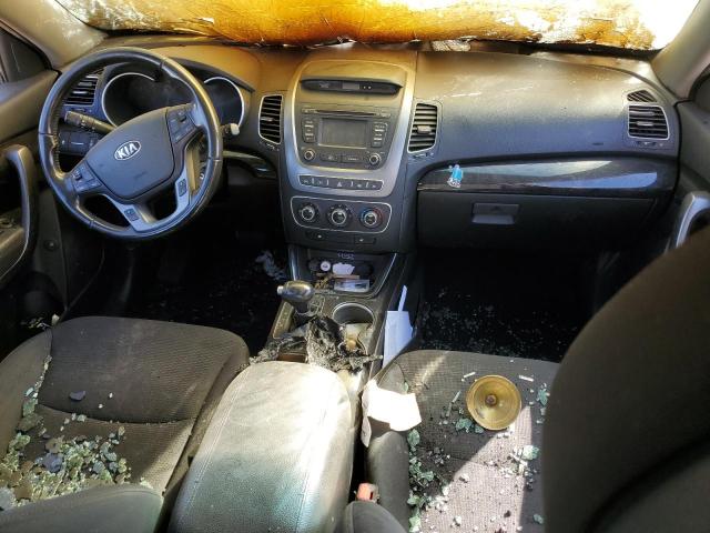 5XYKT3A66EG530267 KIA SORENTO LX
