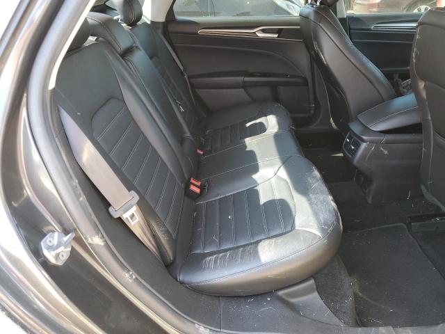 1FA6P0HD5F5111318 Ford FUSION SE
