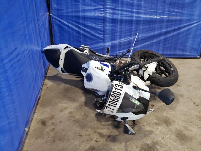 2017 HONDA CBR500 RA- MLHPC4425H5400155
