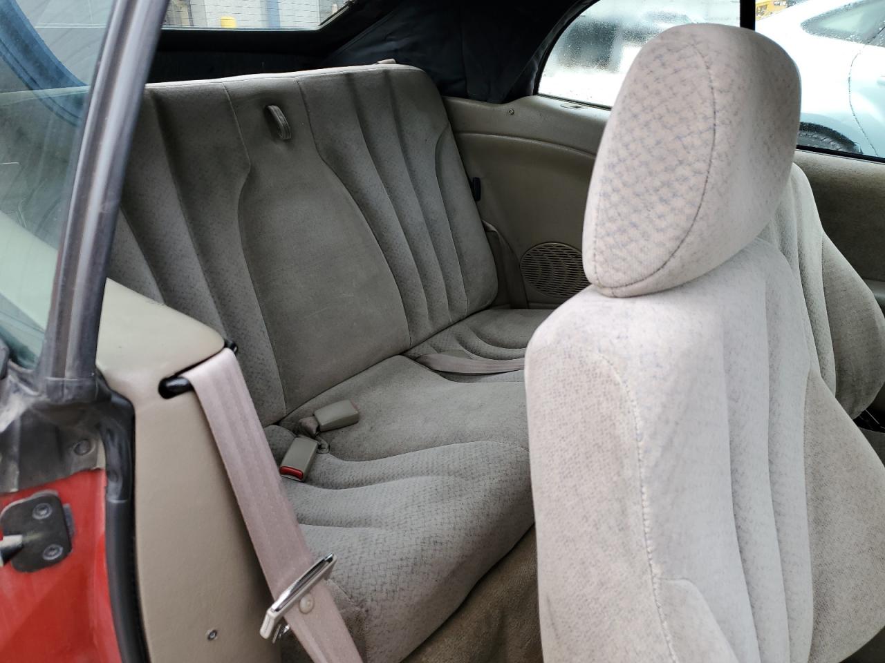 4G2JB32T0YB202119 2000 Pontiac Sunfire Gt