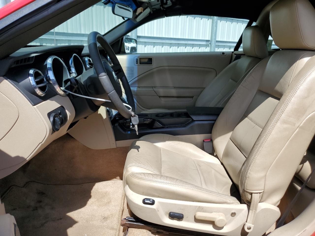 1ZVFT84N955225255 2005 Ford Mustang 1ZVFT84N955225255 2005 Ford Mustang