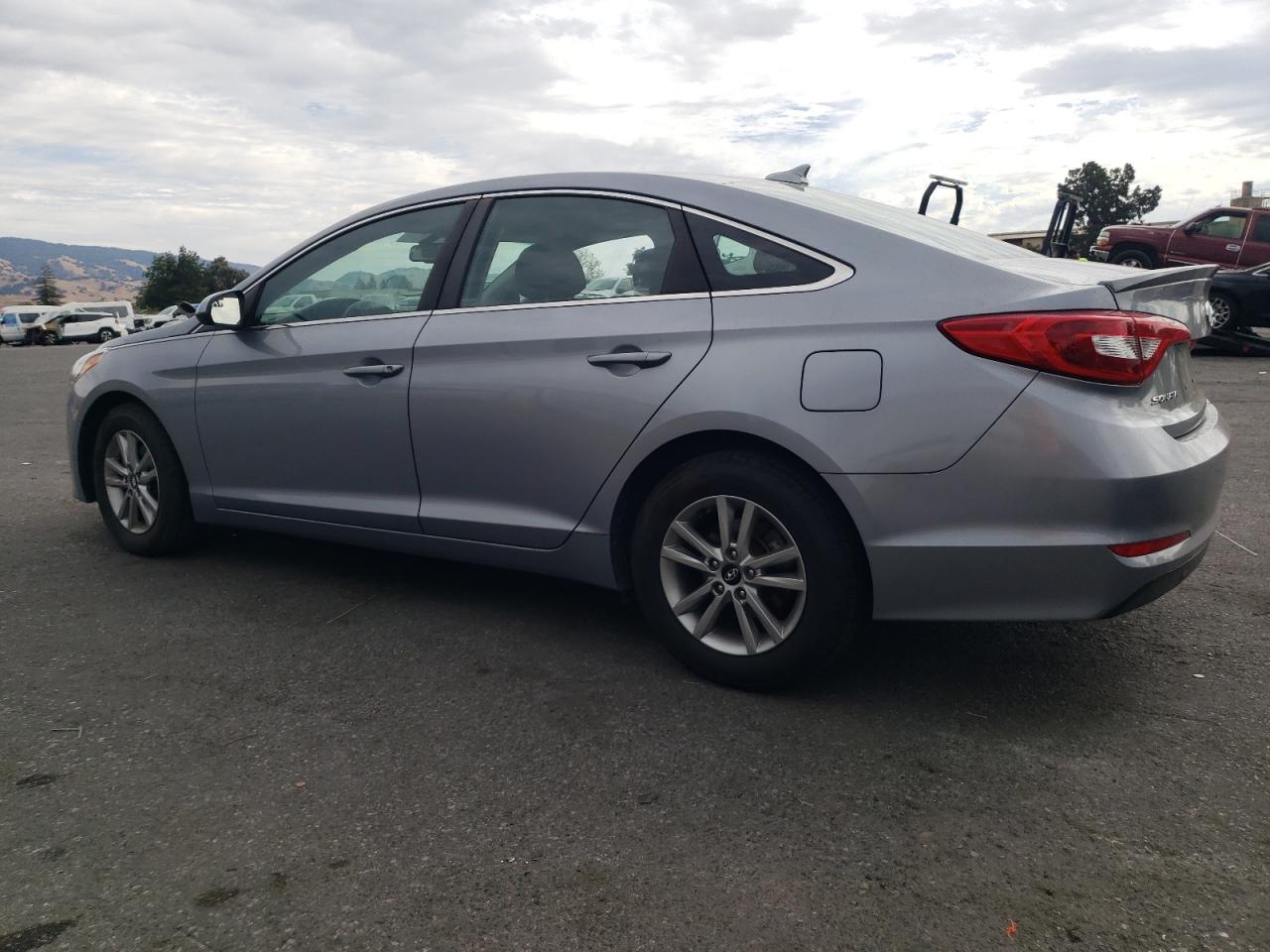 5NPE24AF0FH158392 2015 Hyundai Sonata Se