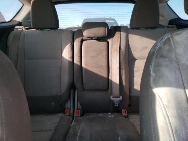 1FADP5AUXGL118034 Ford C-MAX SE