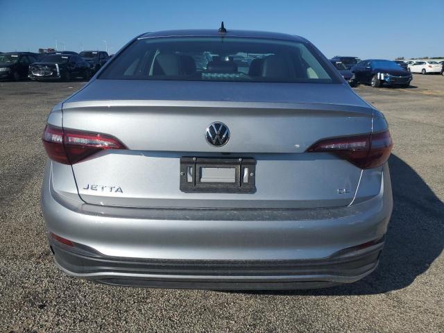  VOLKSWAGEN JETTA 2022 Сріблястий