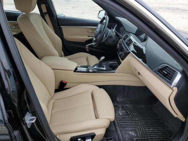 WBA8D9C5XJA615702 BMW 330 XI