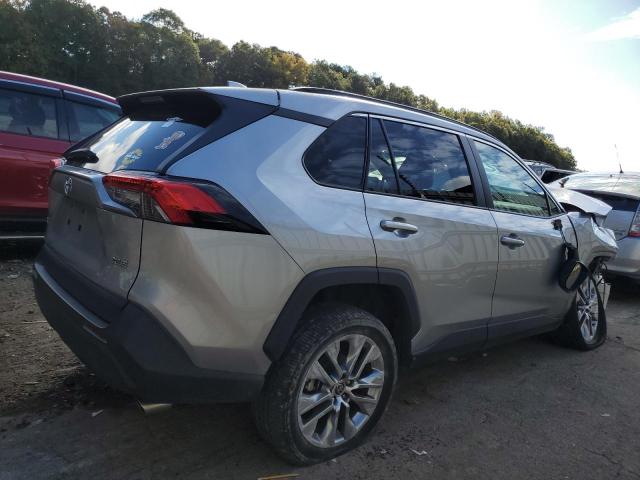 2T3C1RFV1MC142717 Toyota Rav4 Xle Premium
