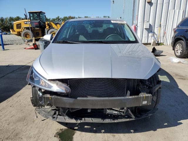 KMHD84LF4LU057795 Hyundai Elantra SE 5