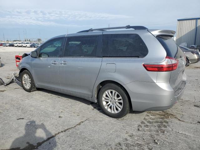 5TDYZ3DCXHS861452 Toyota SIENNA XLE
