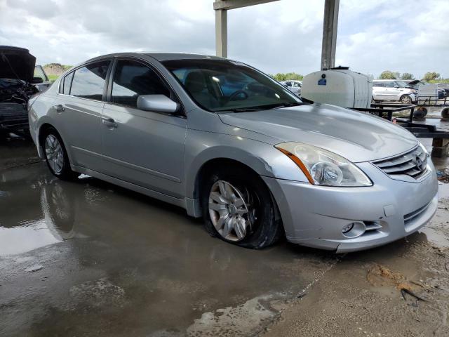 Vin: 1n4al2ap5an445119, lot: 70512653, nissan altima base 20104
