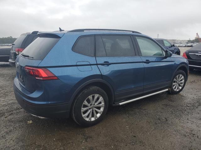 3VV1B7AX4LM134967 Volkswagen Tiguan S 3