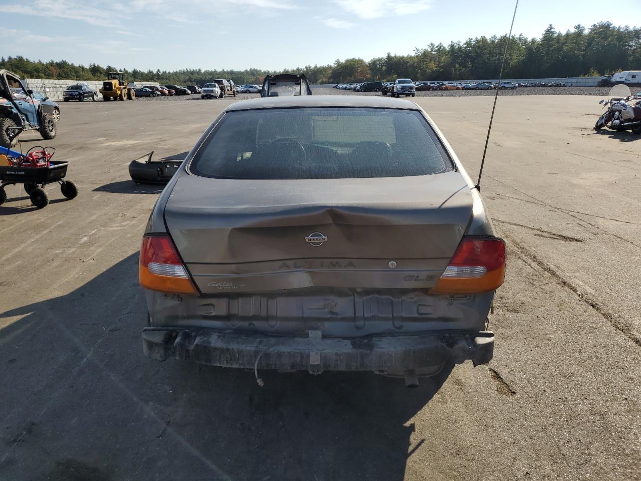 1N4DL01D7XC104199 1999 Nissan Altima Xe