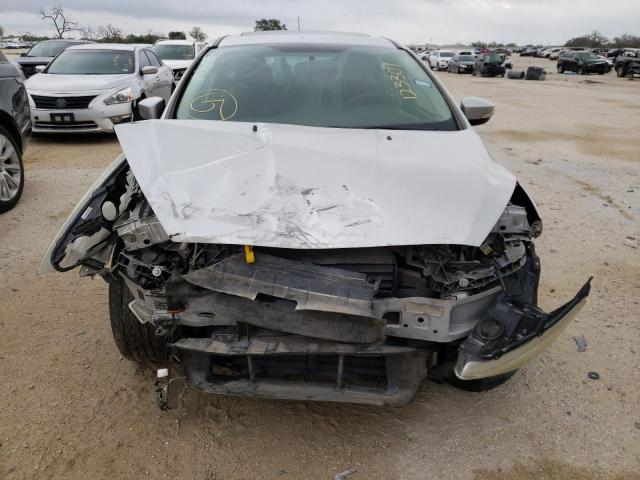 1FADP3K26FL262471 Ford FOCUS SE