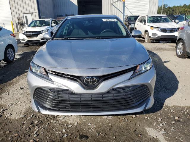  TOYOTA CAMRY 2020 Сріблястий