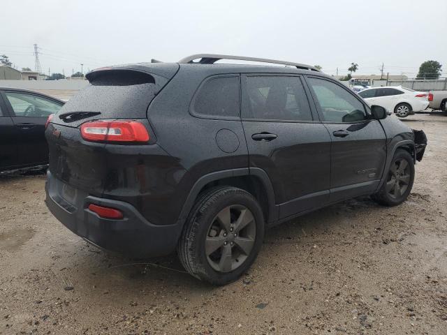 1C4PJLCB6GW307397 Jeep Cherokee Latitude