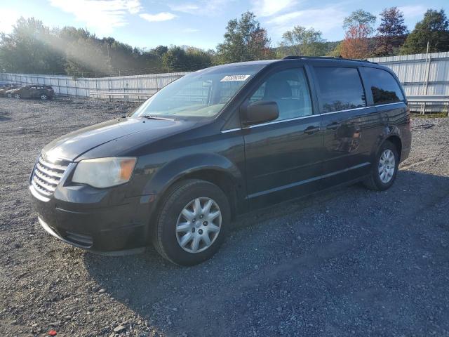 2009 Chrysler Town & Country LX