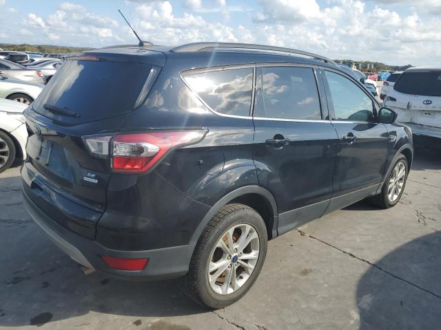 1FMCU0GDXHUA81650 Ford ESCAPE SE