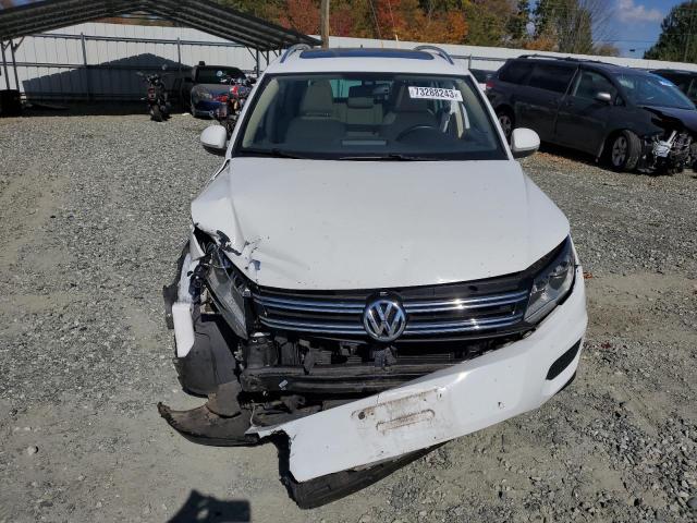 2017 VOLKSWAGEN TIGUAN WOL - WVGSV7AX0HK030349