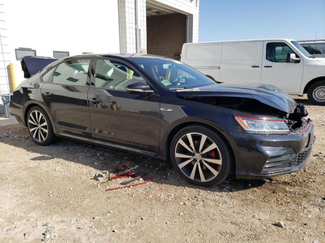 2018 VOLKSWAGEN PASSAT GT 1VWJM7A36JC037691