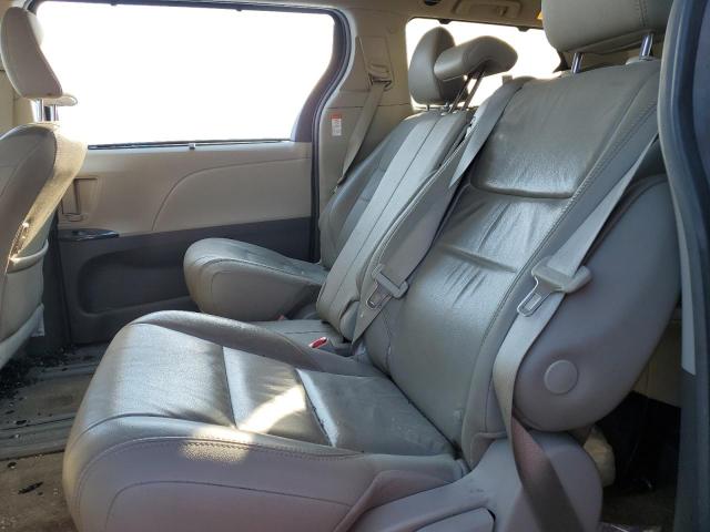 5TDYZ3DC8JS905373 Toyota SIENNA XLE