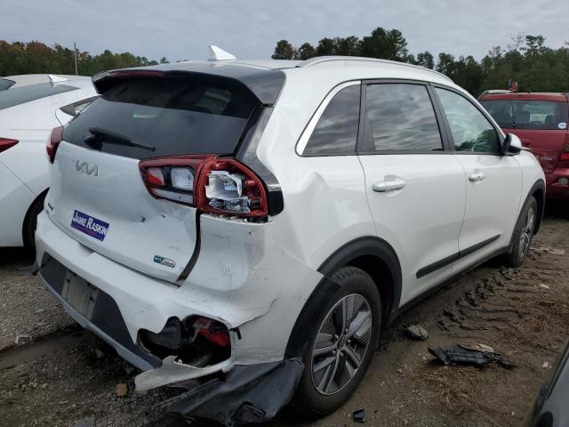 KNDCB3LC2N5500640 KIA NIRO LX