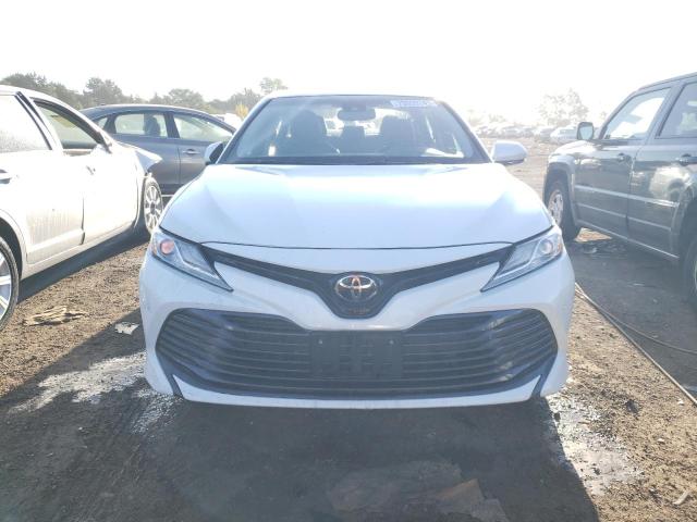  TOYOTA CAMRY 2018 Білий