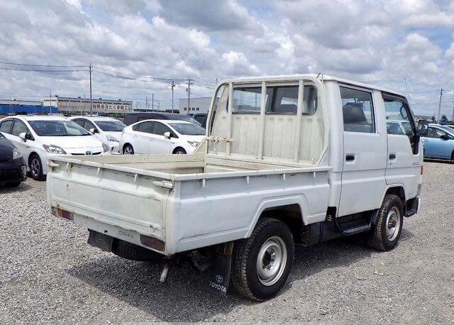 1995 Toyota Hiace VIN: LY1510001160 Lot: 73242243