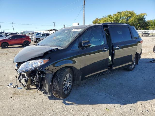 2020 Toyota Sienna XLE